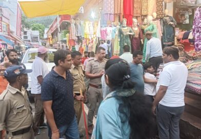 ऋषिकेश- पुलिस एवं नगर निगम ने संयुक्त रूप से चलाया सत्यापन अभियान।